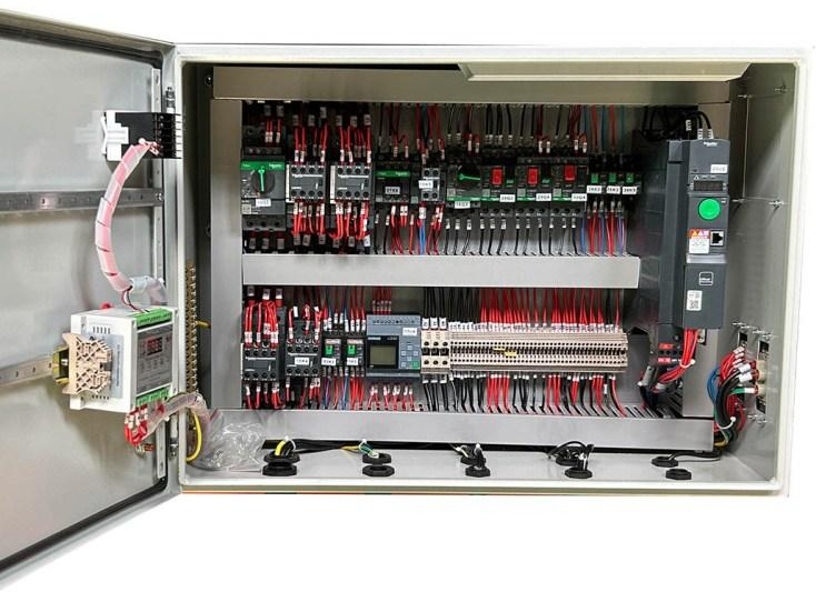 Free standing jib crane electrical cabinet