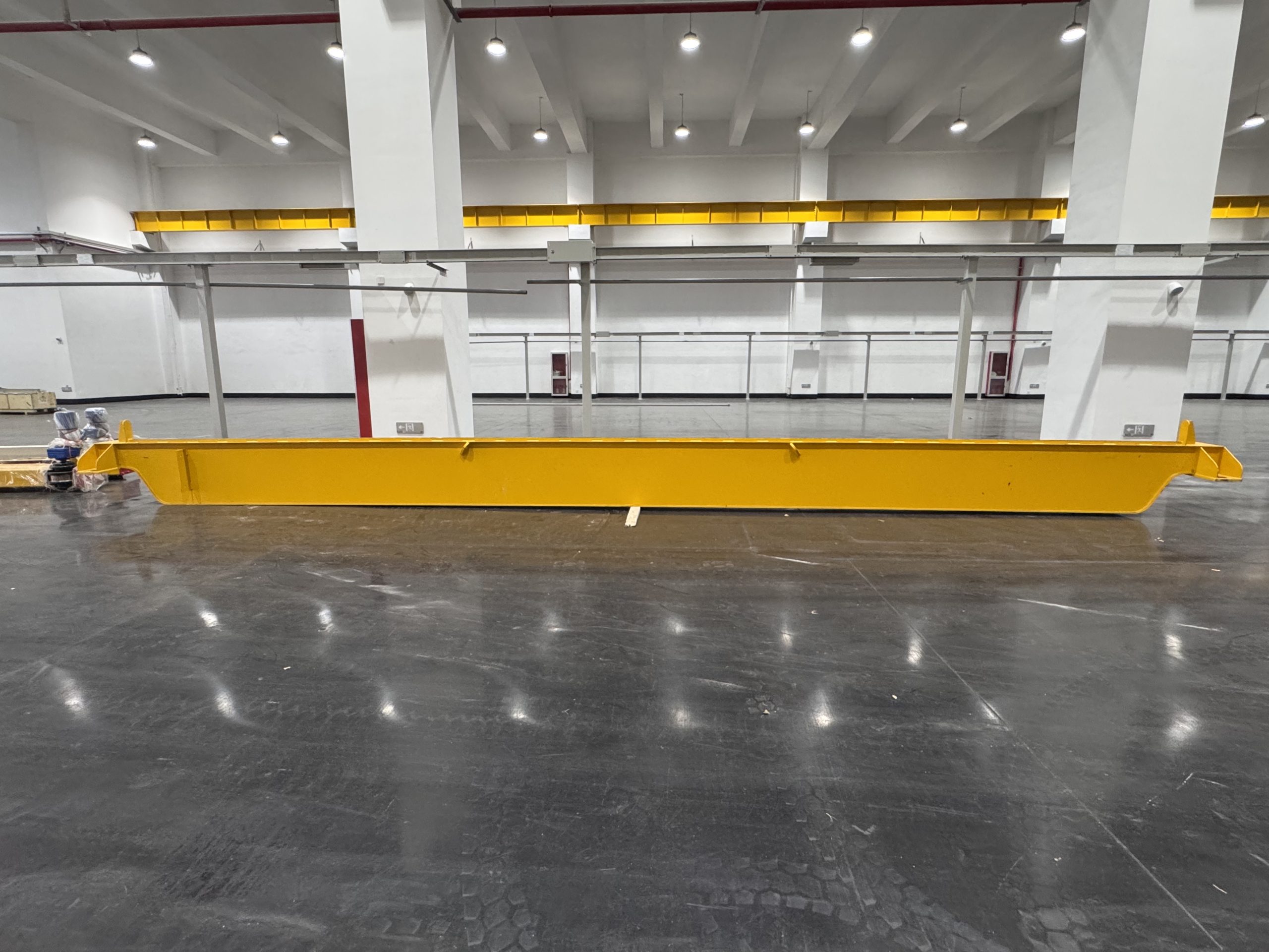 FEM single girder overhead crane image 15